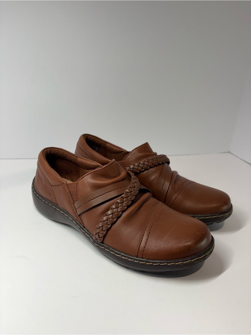 Clarks Ultimate Comfort Cora Braid Tan Brown Leather Loafers Womens Size 7M